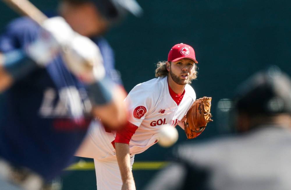 JOHN WOODS / FREE PRESS files
Winnipeg Goldeyes’ Landen Bourassa (32) pitches to Lincoln Saltdogs in their final game of the season in Winnipeg September 2.