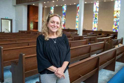 BROOK JONES / FREE PRESS
                                Rena Secter Elbaze is the executive director of Congregation Shaarey Zedek, the oldest synagogue in Winnipeg.