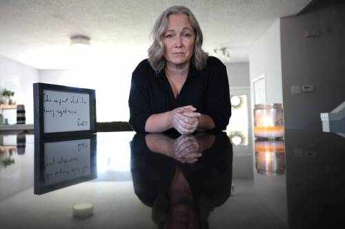 RUTH BONNEVILLE / FREE PRESS
                                Heather Brister, who has dense breasts, feels failed by Manitoba’s health-care system after a cancerous tumour went undetected during multiple mammograms.
