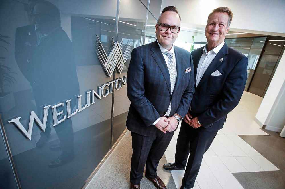 JOHN WOODS / FREE PRESS FILES
Wellington-Altus chairman Charlie Spiring, right, and CEO Shaun Hauser.