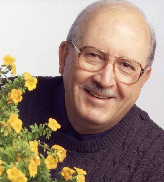 Professor Louis Lenz with Mango Tango Potentilla. (Gould Photography)