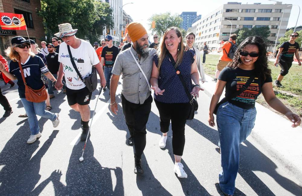 JOHN WOODS / FREE PRESS
Federal NDP leader Jagmeet Singh and Elmwood-Transcona by-election candidate Leila Dance take part in the Winnipeg Labour Council’s Labour Day rally and march in Winnipeg Monday.