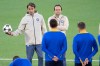 Inter's head coach Simone Inzaghi, left, leads a training session ahead of Wednesday's Champions League opening phase soccer match against Young Boys, at the Wankdorf stadium in Bern, Switzerland, Tuesday, Oct. 22, 2024. (Peter Schneider/Keystone via AP)