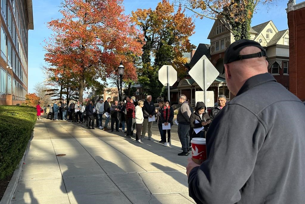 Judge extends early voting option in a suburban Philadelphia county