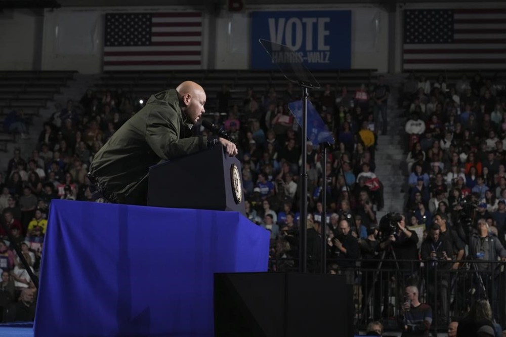 Rapper Fat Joe speaks at a campaign rally for Democratic presidential nominee Vice President Kamala Harris in Memorial Hall at Muhlenberg College in Allentown, Pa., Monday, Nov. 4, 2024. (AP Photo/Jacquelyn Martin)