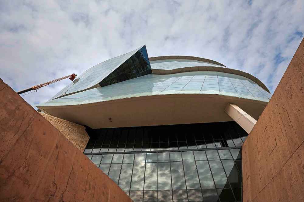 The museum’s massive glass facade, called The Cloud, is made of 1,335 custom-cut pieces. (Ruth Bonneville / Free Press)