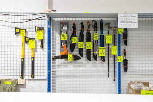 MIKAELA MACKENZIE / FREE PRESS
                                Knives, axes, and machetes for sale at Bianca Amor&rsquo;s.