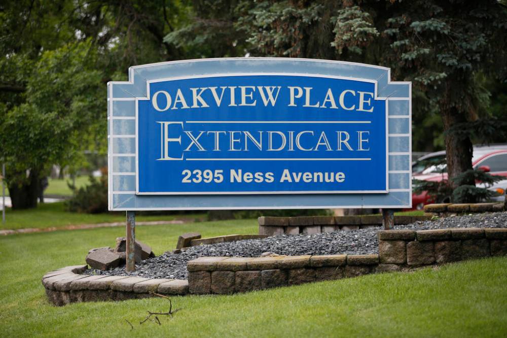JOHN WOODS / FREE PRESS FILES
Oakview Place, a personal care home run by Extendicare, is being sued by the family of a former resident over sexual assault allegations at the hands of two health-care aides.