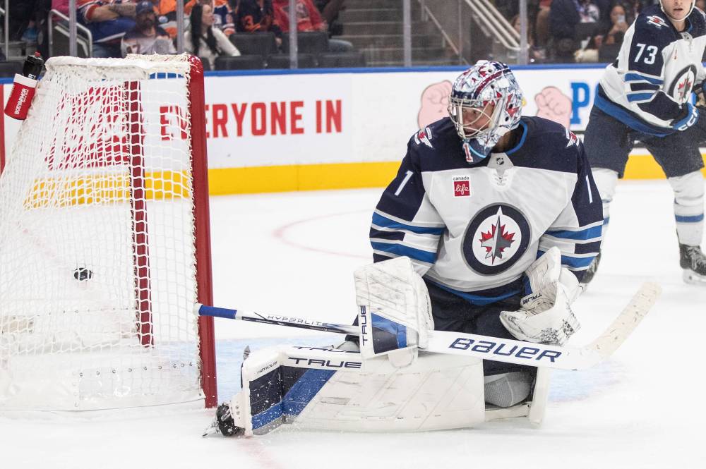 JASON FRANSON / THE CANADIAN PRESS FILES
Winnipeg Jets goalie Eric Comrie (1) was drafted by the Jets in 2013 and holds numerous franchise records with the Moose.