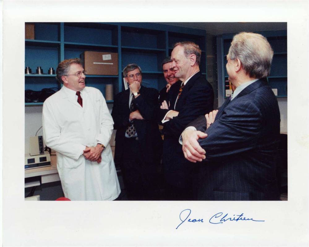 SUPPLIED
Smith (left) and former prime minister Jean Chrétien