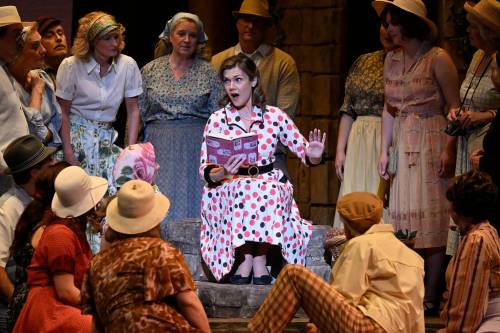 Robert Tinker Photo
                                Manitoba Opera&rsquo;s production of Gaetano Donizetti&rsquo;s The Elixir of Love, playing at Centennial Concert Hall until November 1.