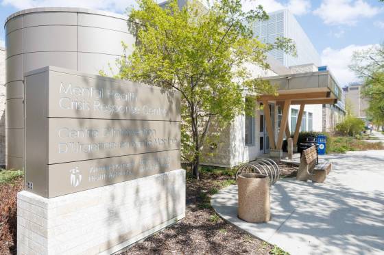 Past incidents have led to concerns about security and supervision protocols at the HSC’s Crisis Response Centre site on Bannatyne Avenue. (Mike Deal / Free Press files)