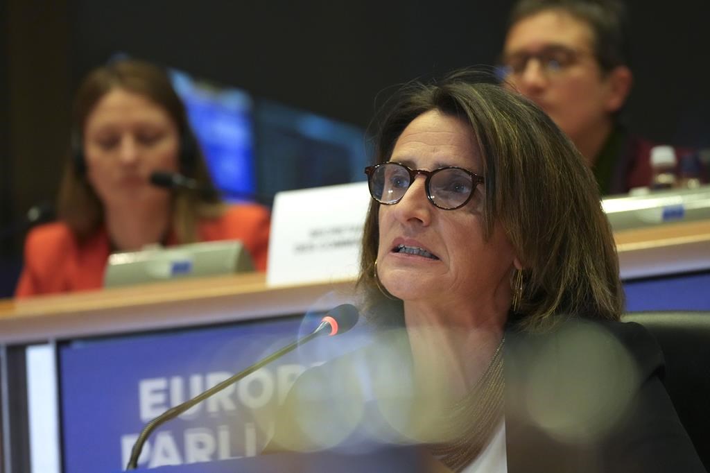 EU top jobs hearings stalled by political infighting over hard right ...