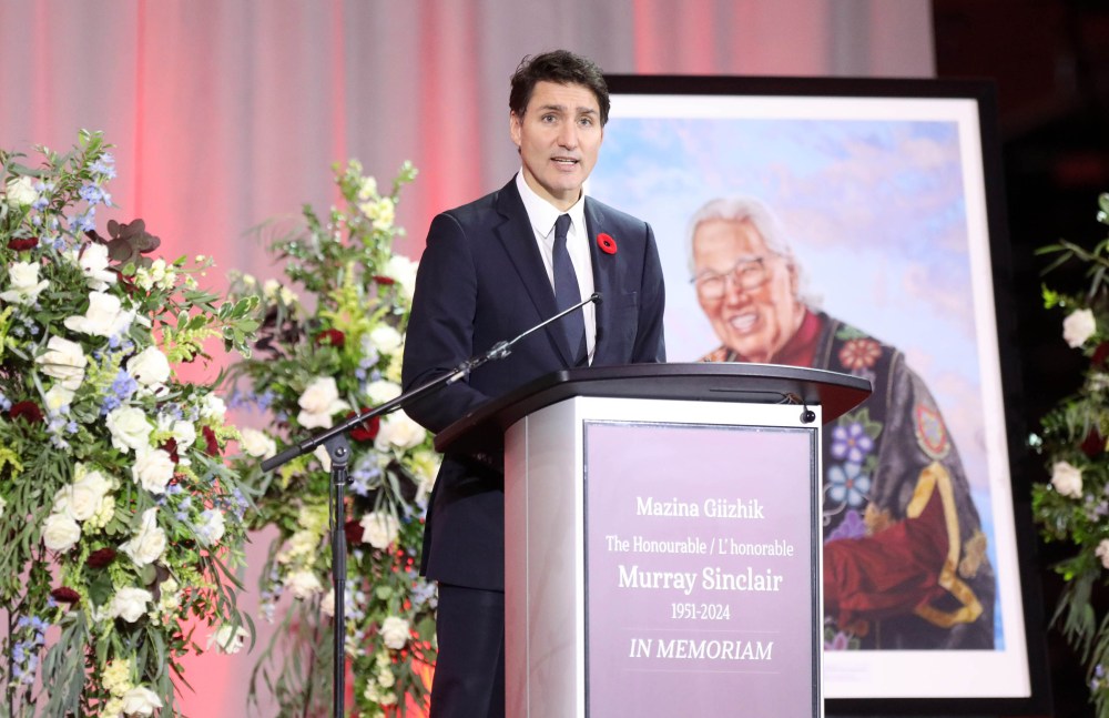 Prime Minister Justin Trudeau speaks on during the service. (Ruth Bonneville / Free Press)