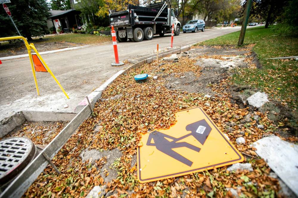MIKAELA MACKENZIE / FREE PRESS
                                Construction at the end of Augusta Drive, near Greensboro Bay, on Oct. 1.
