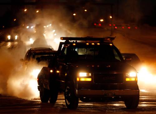 KEN GIGLIOTTI / FREE PRESS FILES
                                Winnipeg&rsquo;s deputy mayor is calling for an external review of city towing contracts, citing &ldquo;serious&rdquo; concerns about transparency in awarding millions of dollars worth of work.