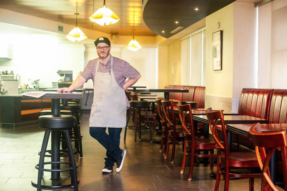 MIKAELA MACKENZIE / FREE PRESS FILES
Even the ‘budget bites’ menu he created last year — including $3 quesadillas and $4 wraps — hasn’t attracted customers like Nick Graumann had hoped. He is closing the doors on his restaurant Friday and not renewing his lease.