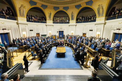 MIKE DEAL / FREE PRESS FILES
                                The Manitoba government will conduct its throne speech on Tuesday which kicks off the new legislative session.