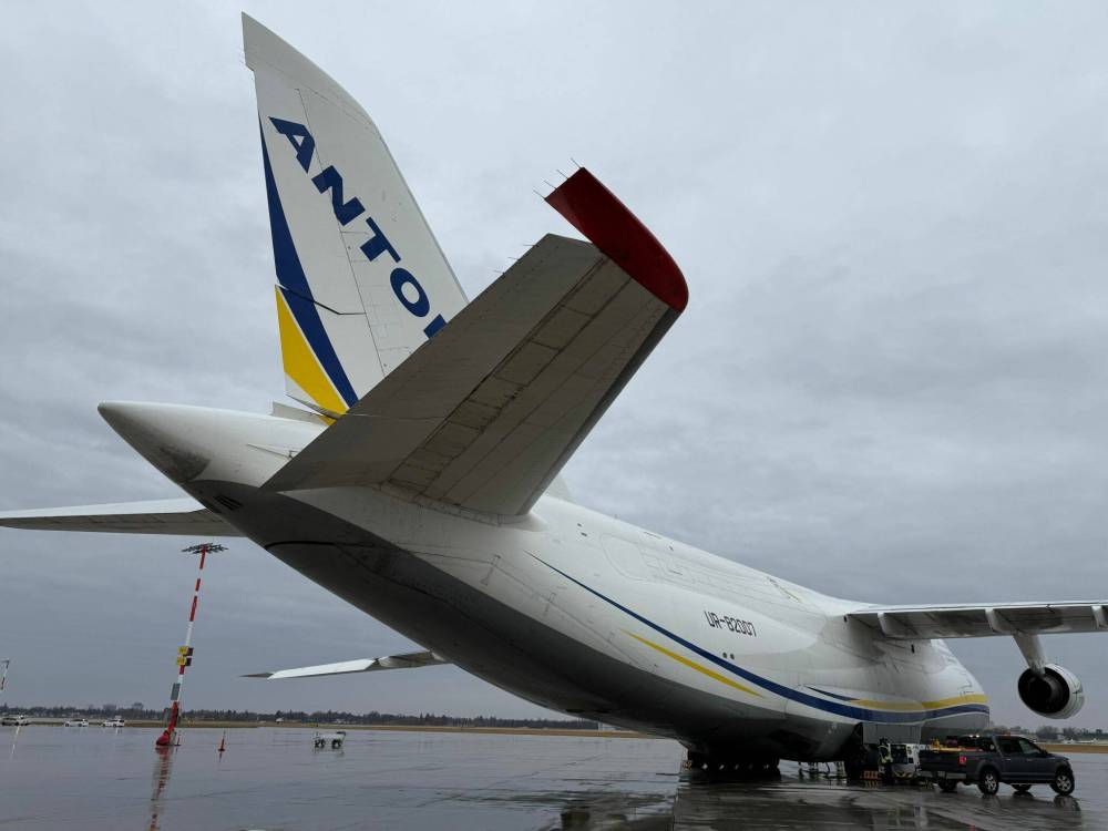 This Antonov An-124 Ruslan cargo plane touched down in Winnipeg the weekend of Nov. 16. (Flightcraft Aviation Services supplied photo).
