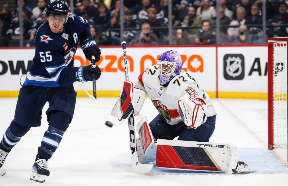 THE CANADIAN PRESS/Fred Greenslade
Scheifele attempts to deflect the puck past Florida Panthers goaltender Sergei Bobrovsky in the second period.