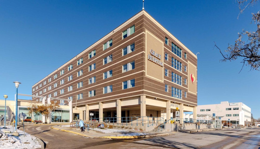 MIKE DEAL / FREE PRESS FILES
Justin Flett's appendix had already burst and an infection had spread by the time he had surgery at the Grace Hospital.