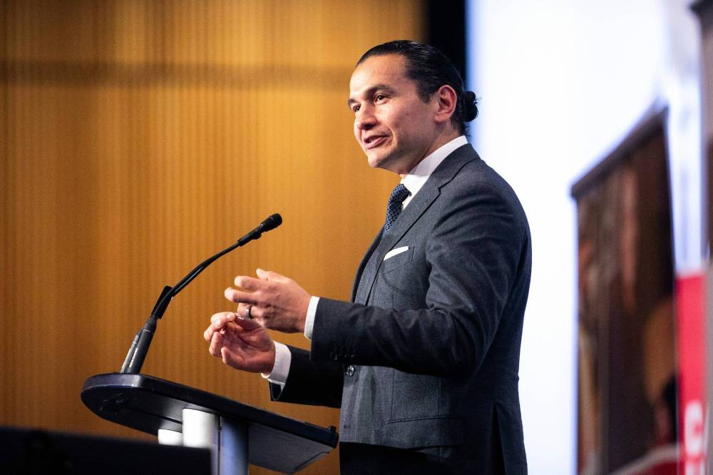 MIKAELA MACKENZIE / FREE PRESS
Premier Wab Kinew gives his State of the Province address at the RBC Convention Centre on Tuesday.