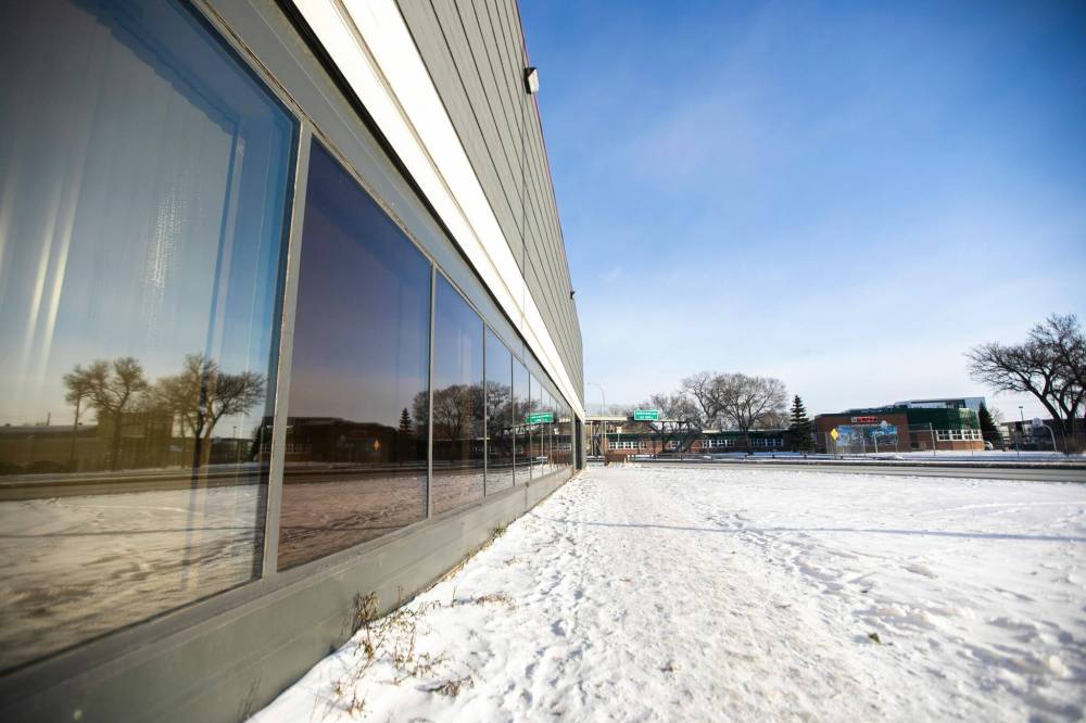 MIKAELA MACKENZIE / FREE PRESS FILES
The government should have done consultations before choosing its proposed spot for a supervised consumption site at 200 Disraeli Freeway, Tom Brodbeck writes.