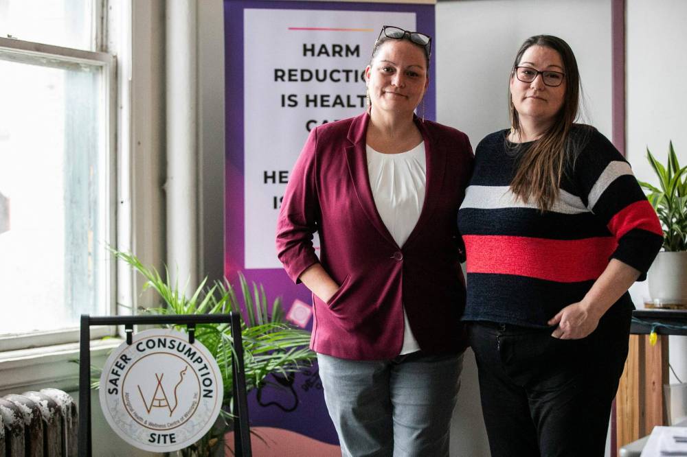 MIKAELA MACKENZIE / FREE PRESS 	 
Charlene Hallett, safer consumption site cultural and health integration lead (left), and Monica Cyr, the Aboriginal Health and Wellness Centre's senior director of clinical operations, addressed concerns about the supervised consumption site Thursday.