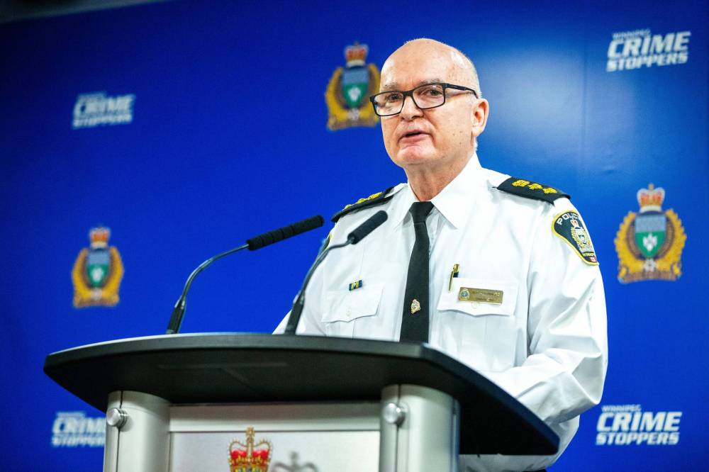 MIKAELA MACKENZIE / FREE PRESS FILES
Acting WPS chief Art Stannard said he’d like 72 new hires in addition to officers the province previously promised to fund.