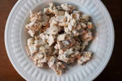EVA WASNEY PHOTO
                                These White Chocolate Treats are easy to make and fit for a crowd.
