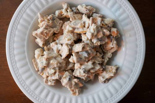 EVA WASNEY PHOTO
                                These White Chocolate Treats are easy to make and fit for a crowd.