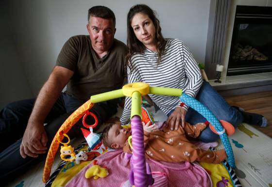 Tim and Jaclyn Blazanovic are in the process of filing a complaint to the Manitoba Human Rights Commission, with hopes that other parents won’t have to face the frustrations they have. (John Woods / Free Press files)
