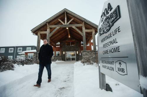 JOHN WOODS / FREE PRESS
                                Niverville’s mayor Myron Dyck at the Heritage Life Personal Care Home.