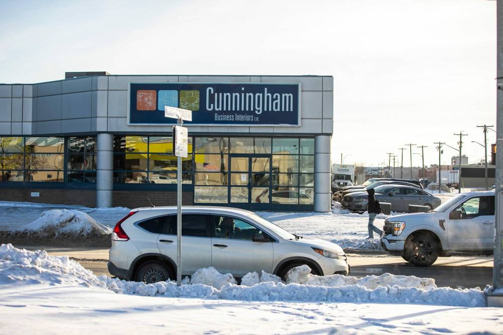 MIKAELA MACKENZIE / FREE PRESS
Cunningham Business Interiors has a 60,000-square-foot facility on Sargent Avenue that includes a warehouse and extensive showroom and employs around 20 people.