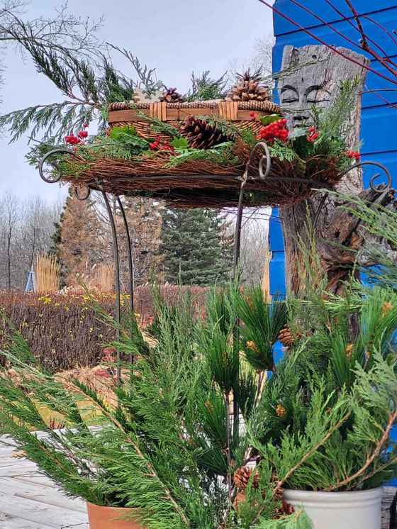 Holiday makeover steel plant support (Sally Donald)