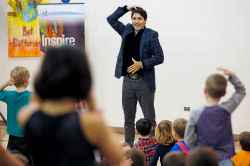 Trudeau plays Simon Says with students at Robert H. Smith School in Winnipeg in 2017. (John Woods / The Canadian Press files)
