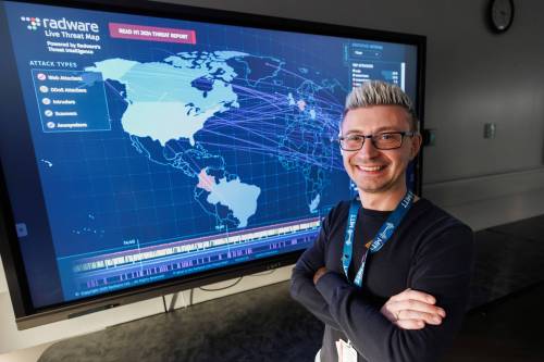 MIKE DEAL / FREE PRESS Jared Miskimmin, MITT’s program manager of information communication and digital technologies and skilled trades stands in front of a cyber security threat map in one of the schools computer labs. MITT is launching a cybersecurity analyst diploma program this fall, and a medical assistant and patient care diploma. Reporter: Gabrielle Piche 250108 - Wednesday, January 08, 2025.
                                MIKE DEAL / FREE PRESS Jared Miskimmin, MITT&rsquo;s program manager of information communication and digital technologies and skilled trades stands in front of a cyber security threat map in one of the schools computer labs. MITT is launching a cybersecurity analyst diploma program this fall, and a medical assistant and patient care diploma. Reporter: Gabrielle Piche 250108 - Wednesday, January 08, 2025.