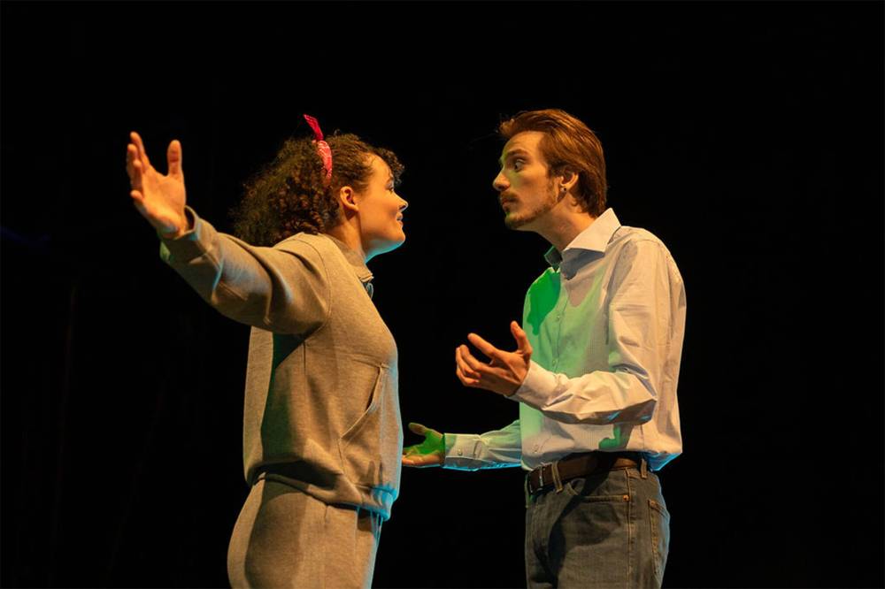 Sarah Lamontagne / Théâtre Cercle Molière
The challenge for the six creator/actors: What could they tell the world about how it felt to be young in 2025?