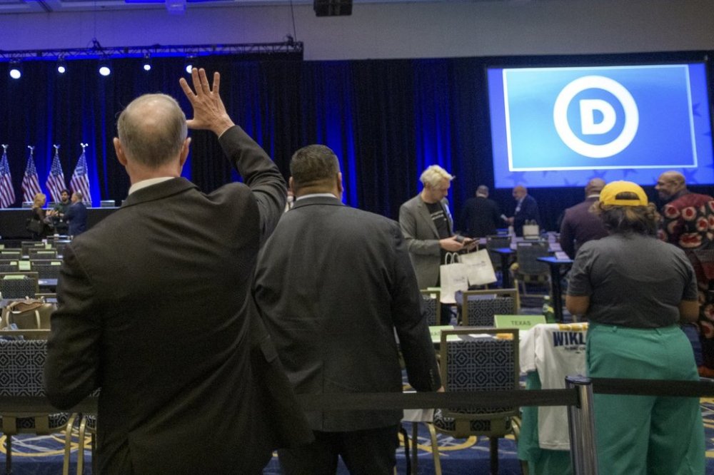 DNC chair candidate Martin O'Malley waves as he arrives at the Democratic National Committee Winter Meeting at the Gaylord National Resort and Convention Center in National Harbor, Md., Saturday, Feb. 1, 2025. (AP Photo/Rod Lamkey, Jr.)
