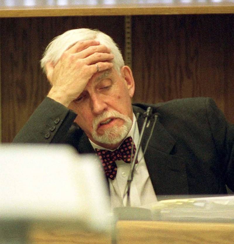 WAYNE GLOWACKI/WINNIPEG FREE PRESS FILES
George Dangerfield at the Sophonow inquiry in 2001.