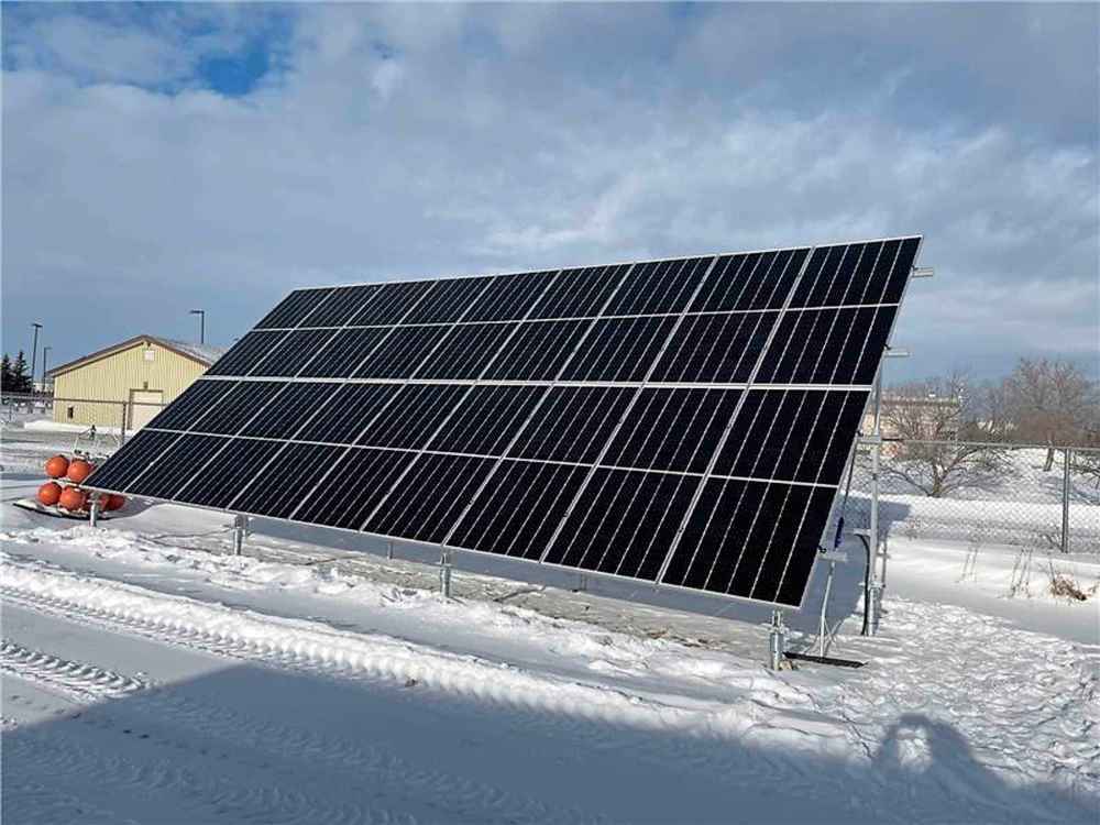 The solar panel is expected to replace about 27 per cent of the electricity used by all of the monitors and machines which are connected to the University of Manitoba's Sea-Ice Experimental Research Facility. (Supplied)