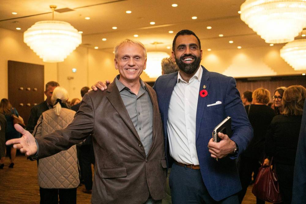 MIKAELA MACKENZIE / FREE PRESS
Obby Khan (right) and Wally Daudrich are running to become the next leader of the Manitoba Progressive Conservatives.