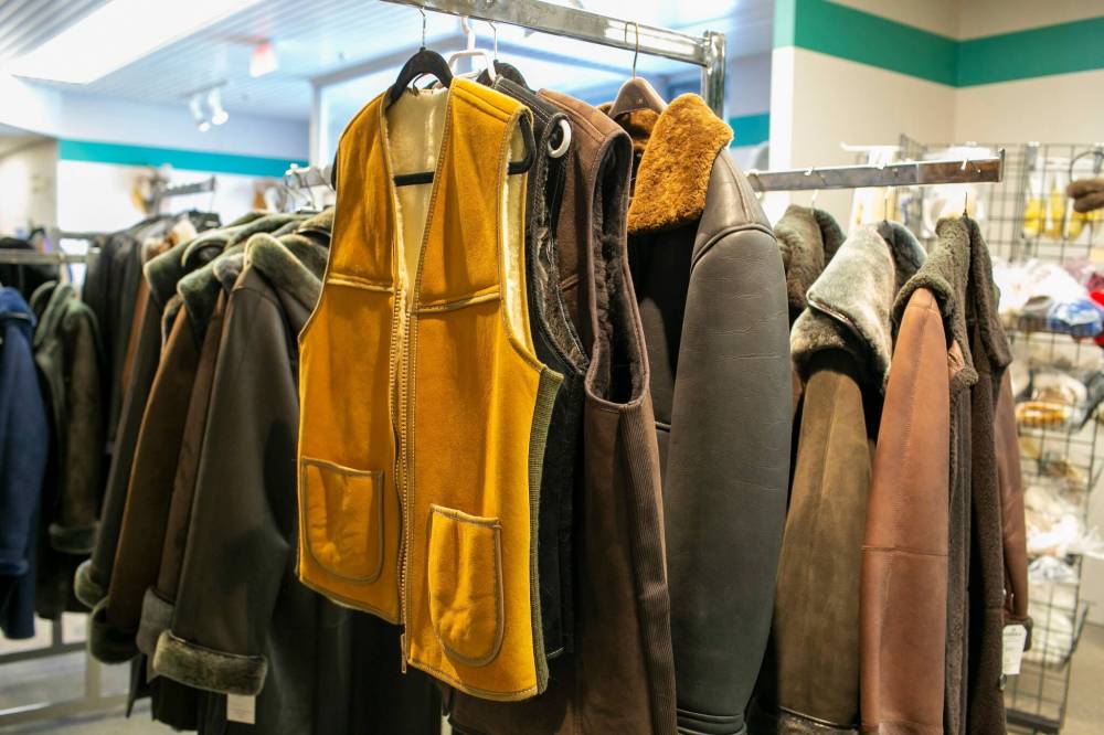 BROOK JONES/FREE PRESS
The company’s Winnipeg storefront also features footwear, outerwear and headwear, among other products.