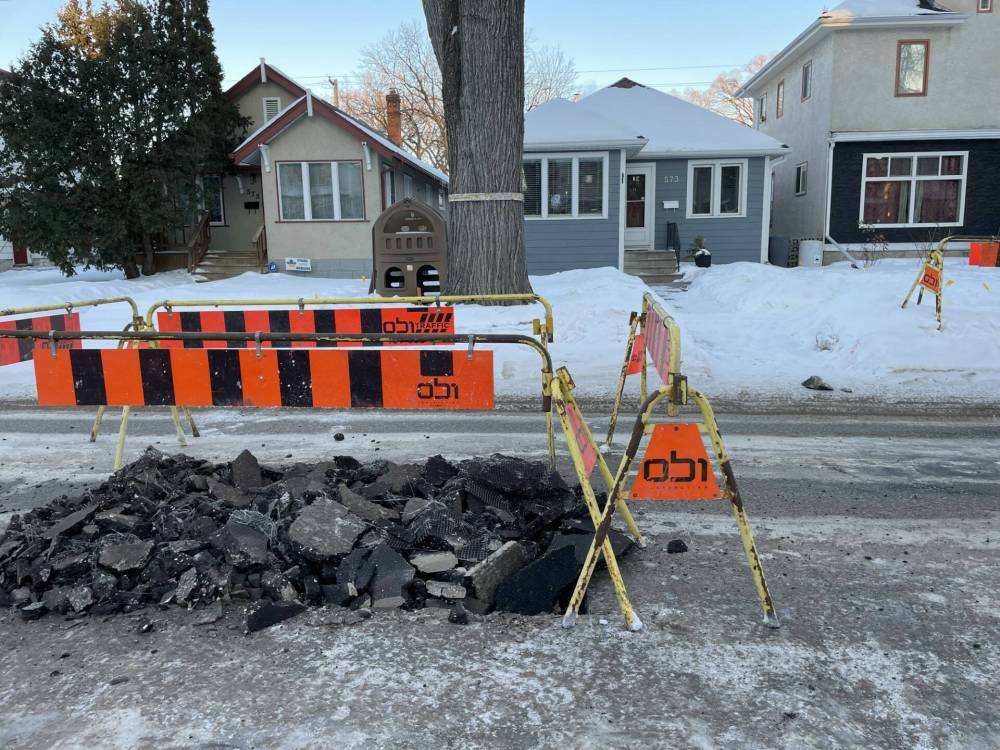 Work to repair a broken pipe outside of a Sherburn St. home is expected to begin Thursday, after the damage caused repeated sewage leaks into the residents' basement. (Ruth Bonneville / Free Press)