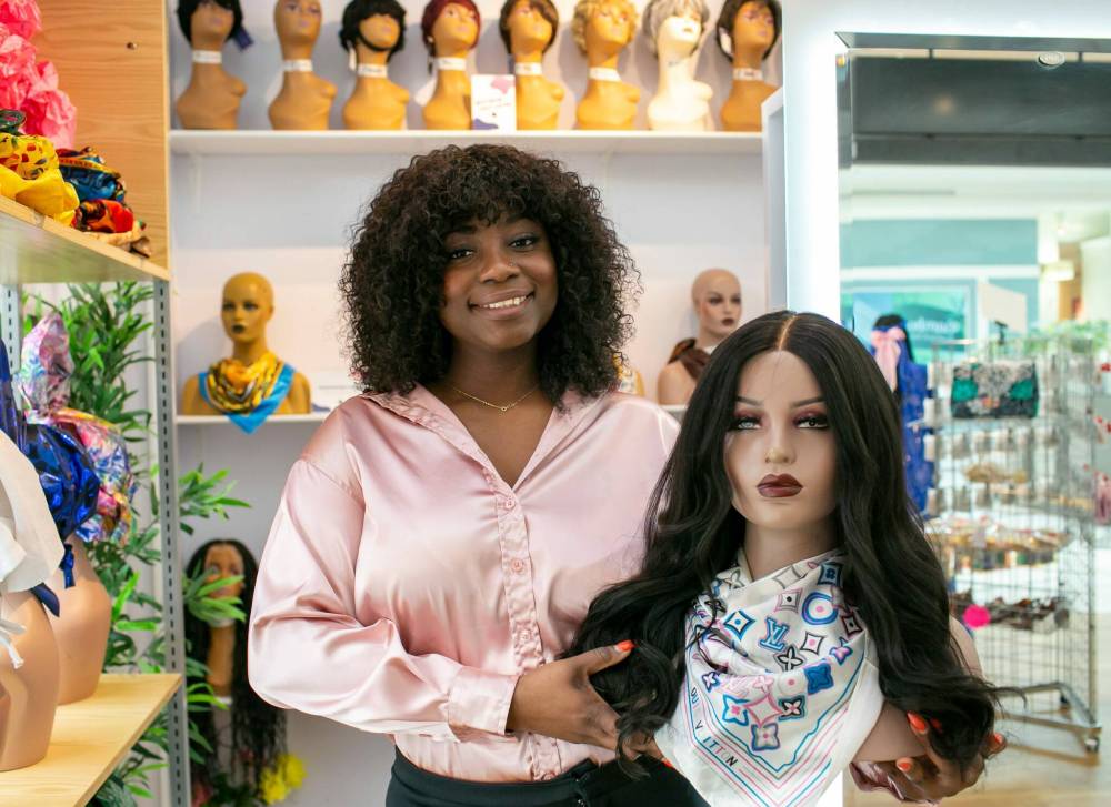 BROOK JONES/FREE PRESS
Alexis Ojo's Dark Shugar has grown into a multifaceted company headquartered in a brick-and-mortar store in St. Vital Centre.