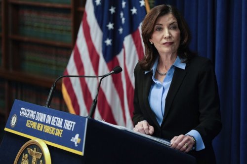 FILE - New York Gov. Kathy Hochul speaks at a press conference in the Queens borough of New York, Nov. 26, 2024. (AP Photo/Julia Demaree Nikhinson, File)