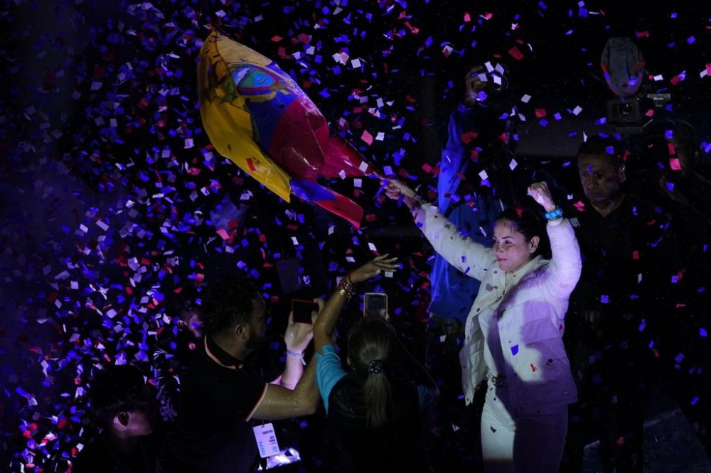 Luisa Gonzalez, presidential candidate for the Citizen Revolution Movement, campaigns in Quito, Ecuador, Sunday, Feb. 2, 2025. The election is set for Feb. 9. (AP Photo/Dolores Ochoa)