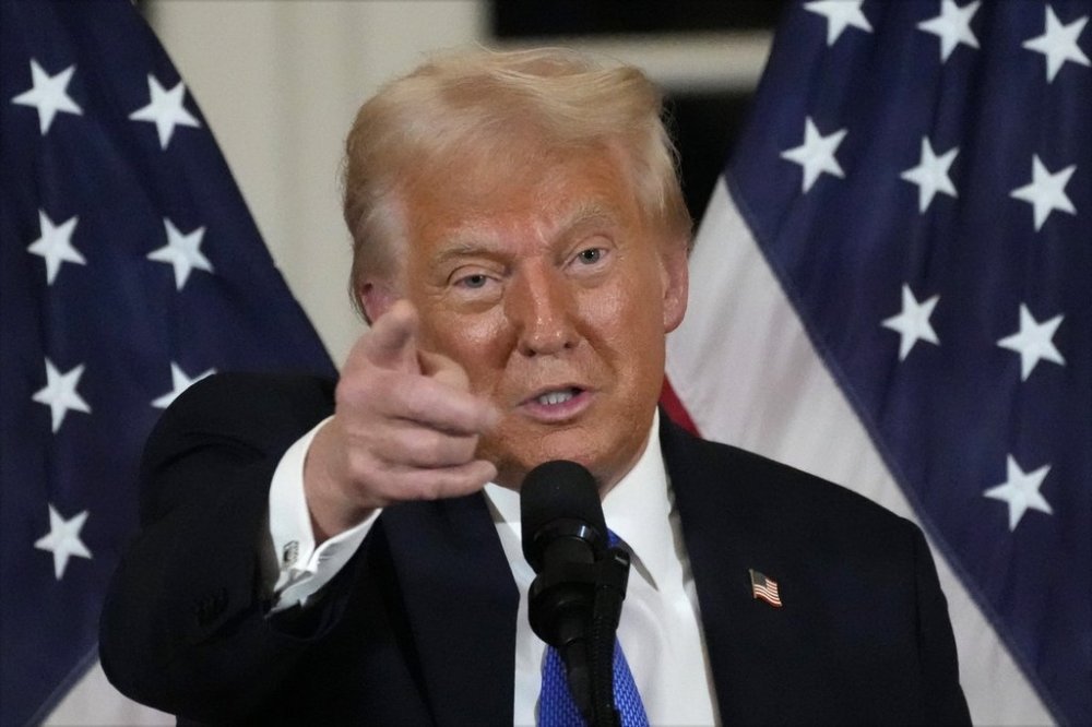 President Donald Trump speaks at a dinner with Senate Republicans at Mar-a-Lago in Palm Beach, Fla., Friday, Feb. 7, 2025. THE CANADIAN PRESS/AP-Ben Curtis