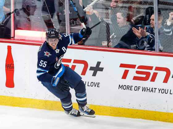 Winnipeg’s top centre Mark Scheifele is on standby as a potential injury replacement for Team Canada. (John Woods / The Canadian Press files)