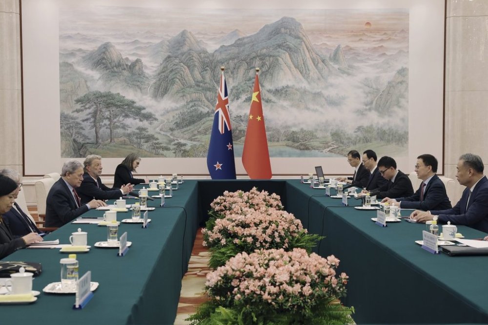 In this photo released by Xinhua News Agency, Chinese Vice President Han Zheng, second right, talks to visiting New Zealand Foreign Minister Winston Peters during a bilateral meeting in Beijing, Wednesday, Feb. 26, 2025. (Yao Dawei/Xinhua via AP)